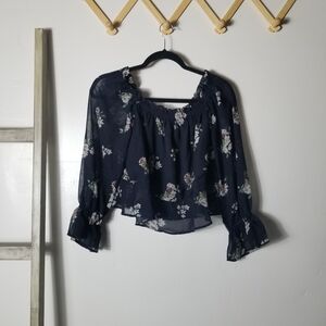 GUESS WOMEN'S BLUE WITH FLOWERS CROP TOP SIZE MEDIUM